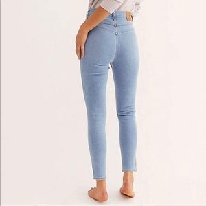 Levi’s mile high ankle booty jeans